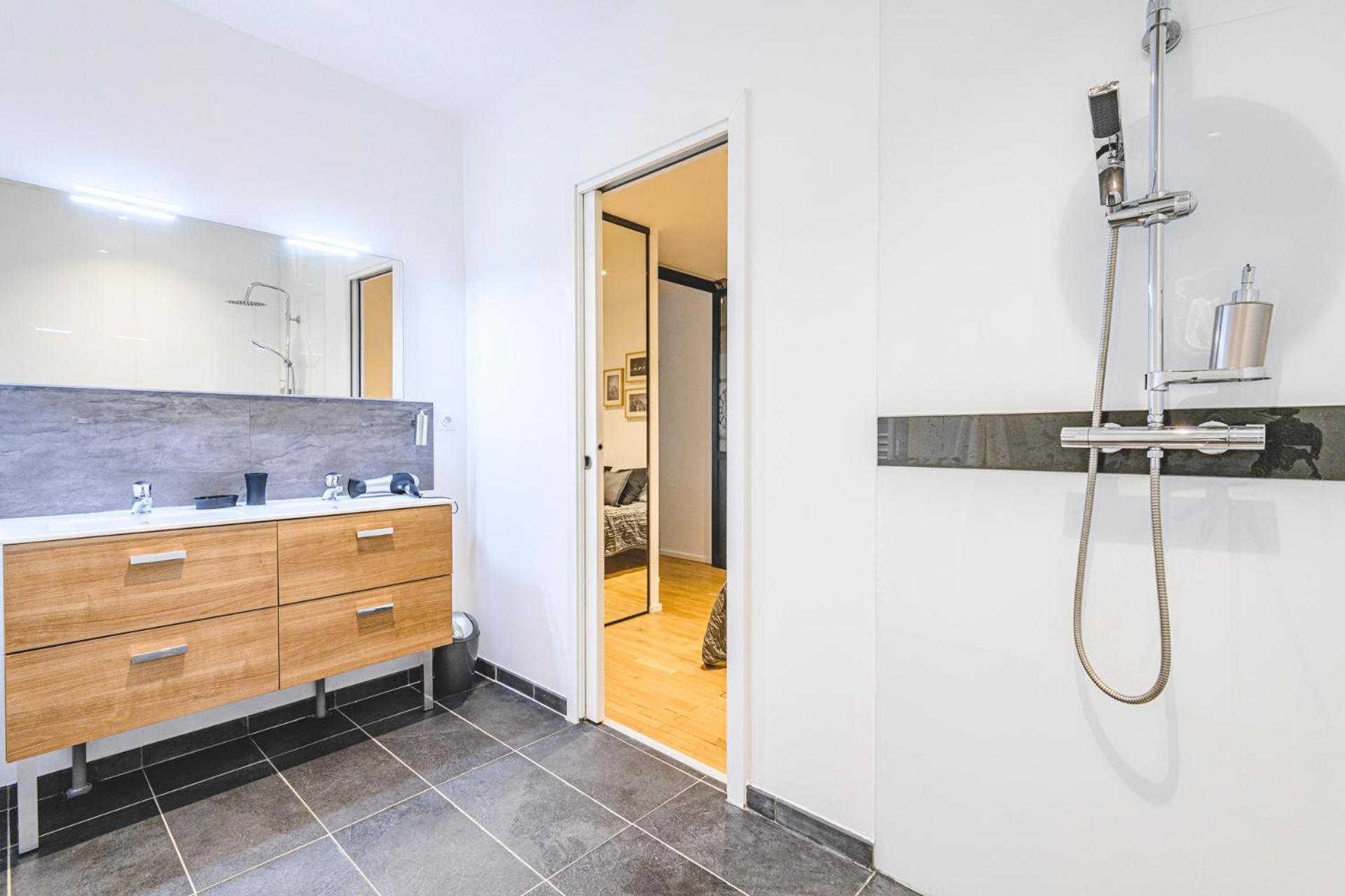 Ferienwohnung Ikizen Prestige - Loft Du Cadran - Parking Prive Reims Exterior foto